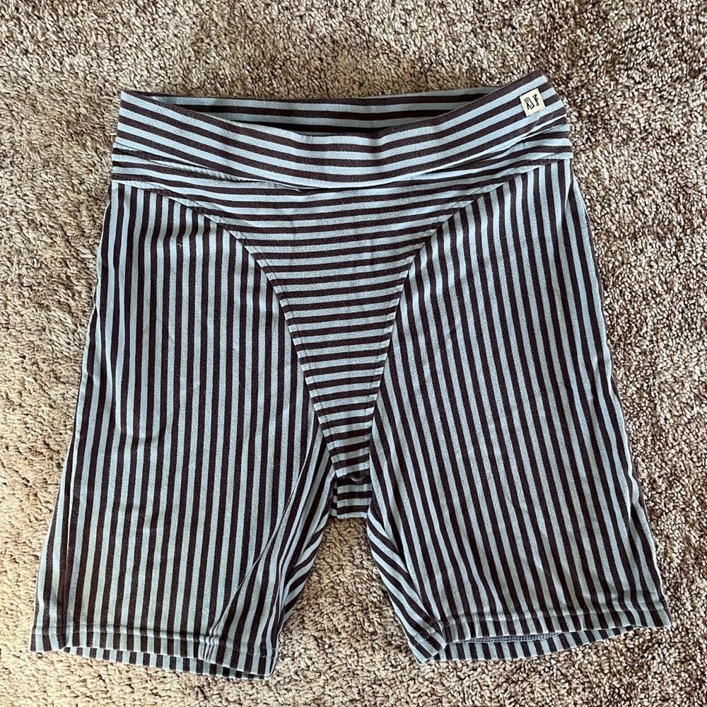 Fashion Brand Company Women's Black and grey Striped Thong Shorts